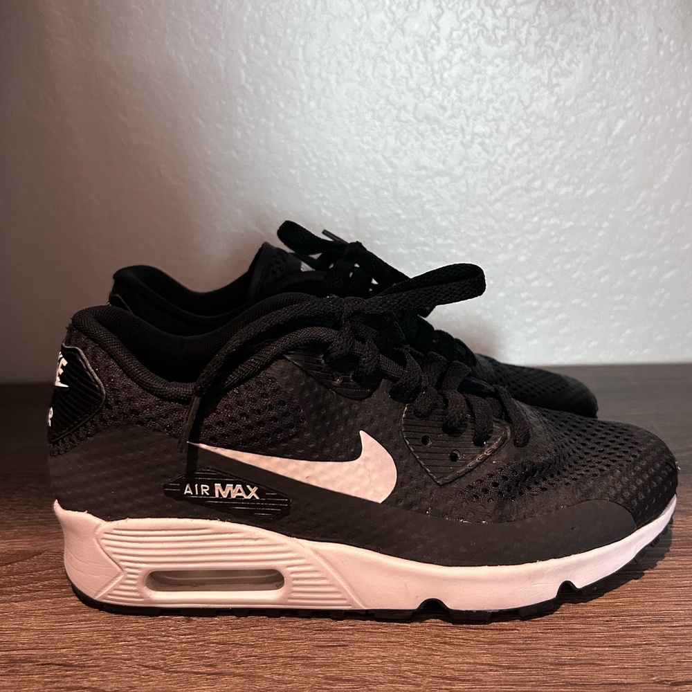 Nike Air Max 90 Breathe Black Sneakers